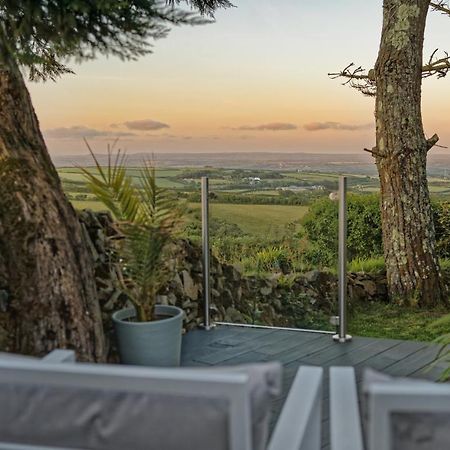 Scandi Cabin On A Hill, With Stunning Panoramic Views Ludgvan Εξωτερικό φωτογραφία