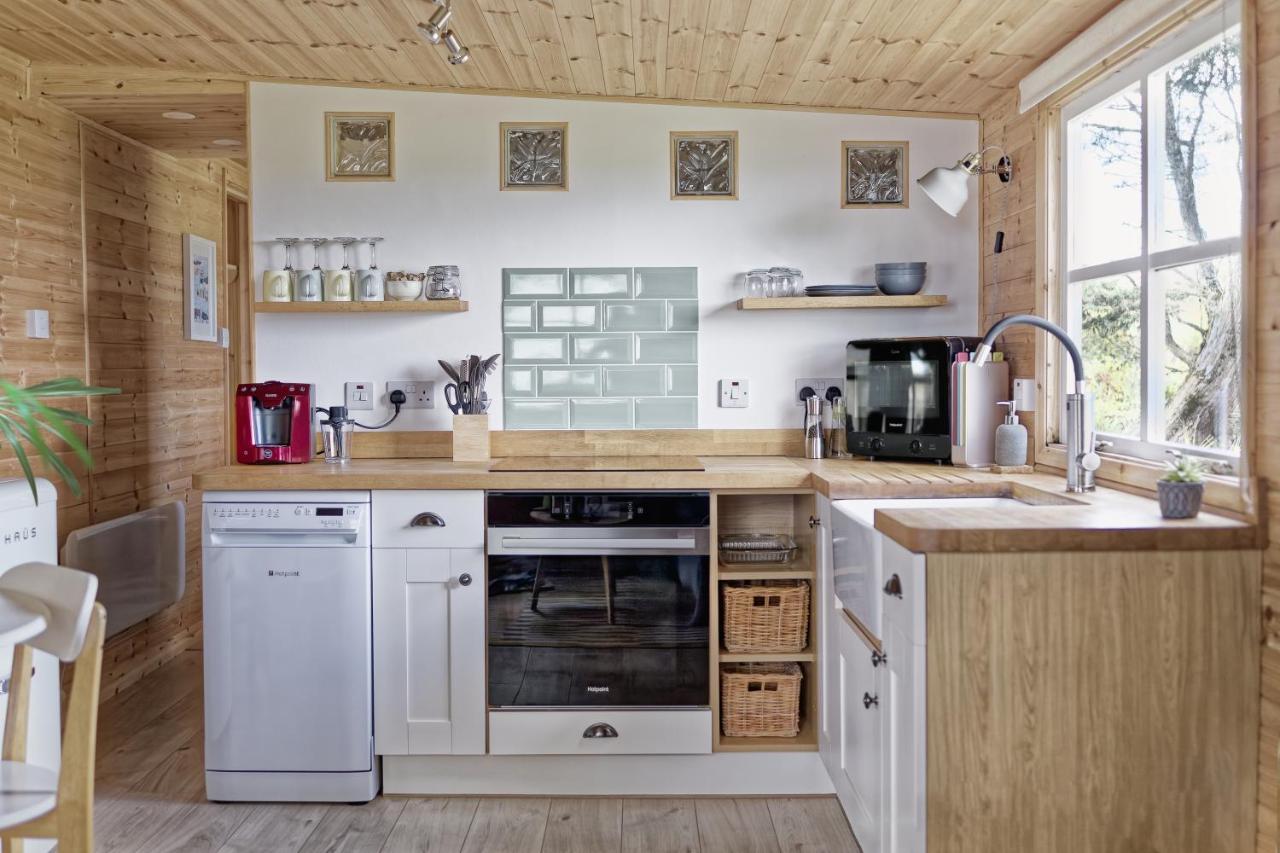 Scandi Cabin On A Hill, With Stunning Panoramic Views Ludgvan Εξωτερικό φωτογραφία