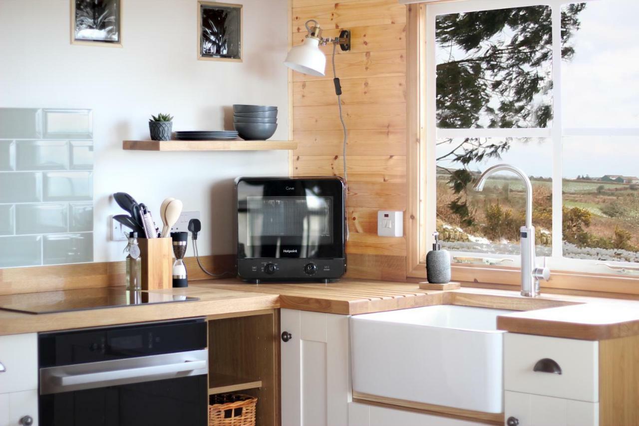 Scandi Cabin On A Hill, With Stunning Panoramic Views Ludgvan Εξωτερικό φωτογραφία