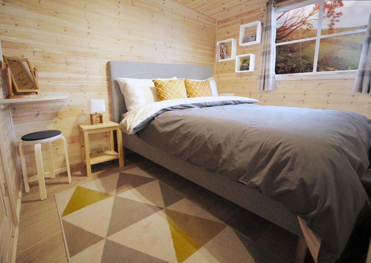 Scandi Cabin On A Hill, With Stunning Panoramic Views Ludgvan Εξωτερικό φωτογραφία
